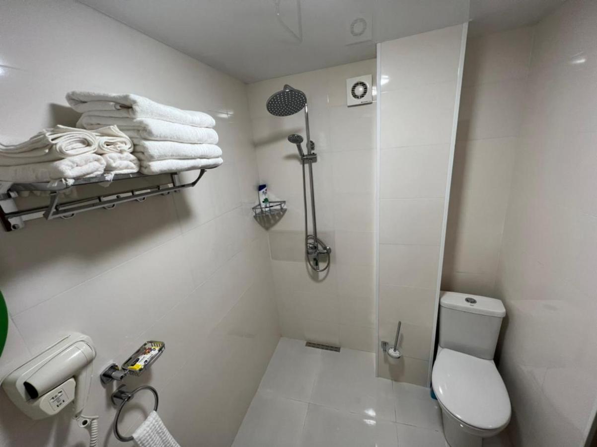 Pekini Street Apartment Tbilisi Exterior foto